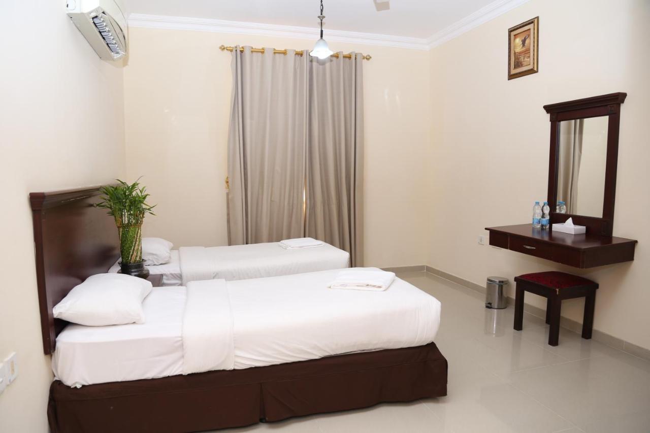 Jarzez Hotel Apartments Al Hail سيب المظهر الخارجي الصورة