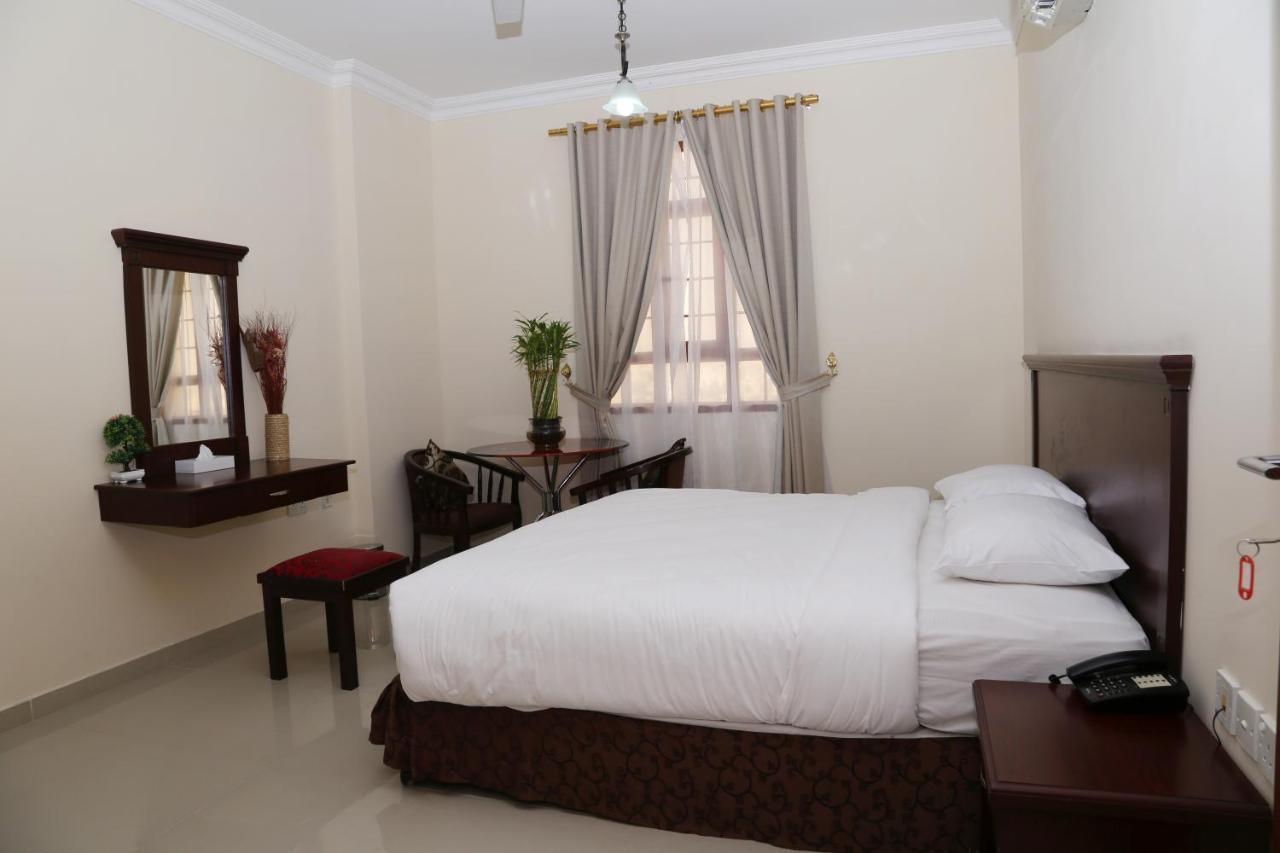 Jarzez Hotel Apartments Al Hail سيب المظهر الخارجي الصورة