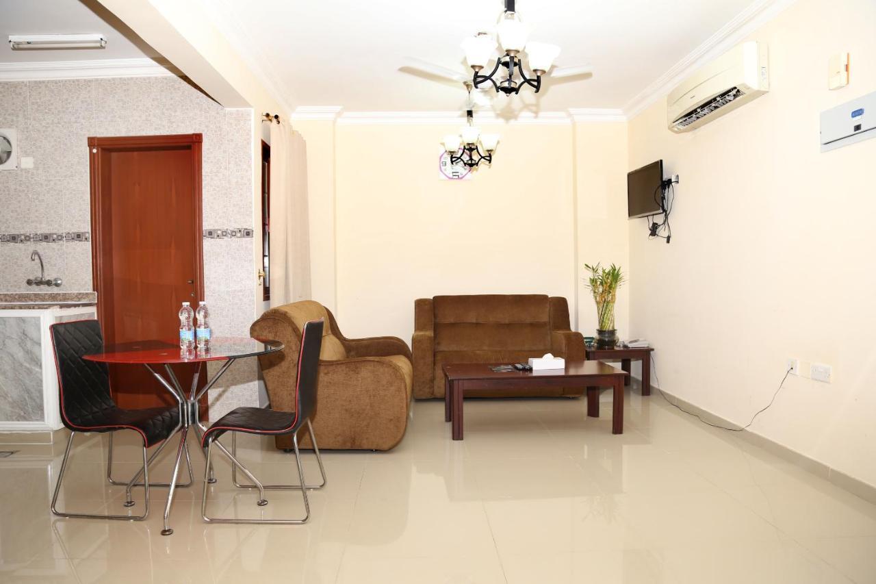 Jarzez Hotel Apartments Al Hail سيب المظهر الخارجي الصورة