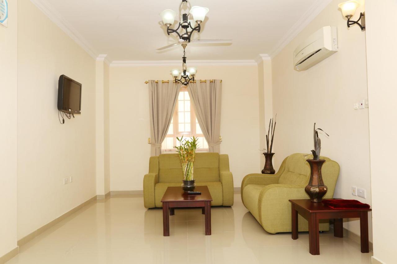 Jarzez Hotel Apartments Al Hail سيب المظهر الخارجي الصورة
