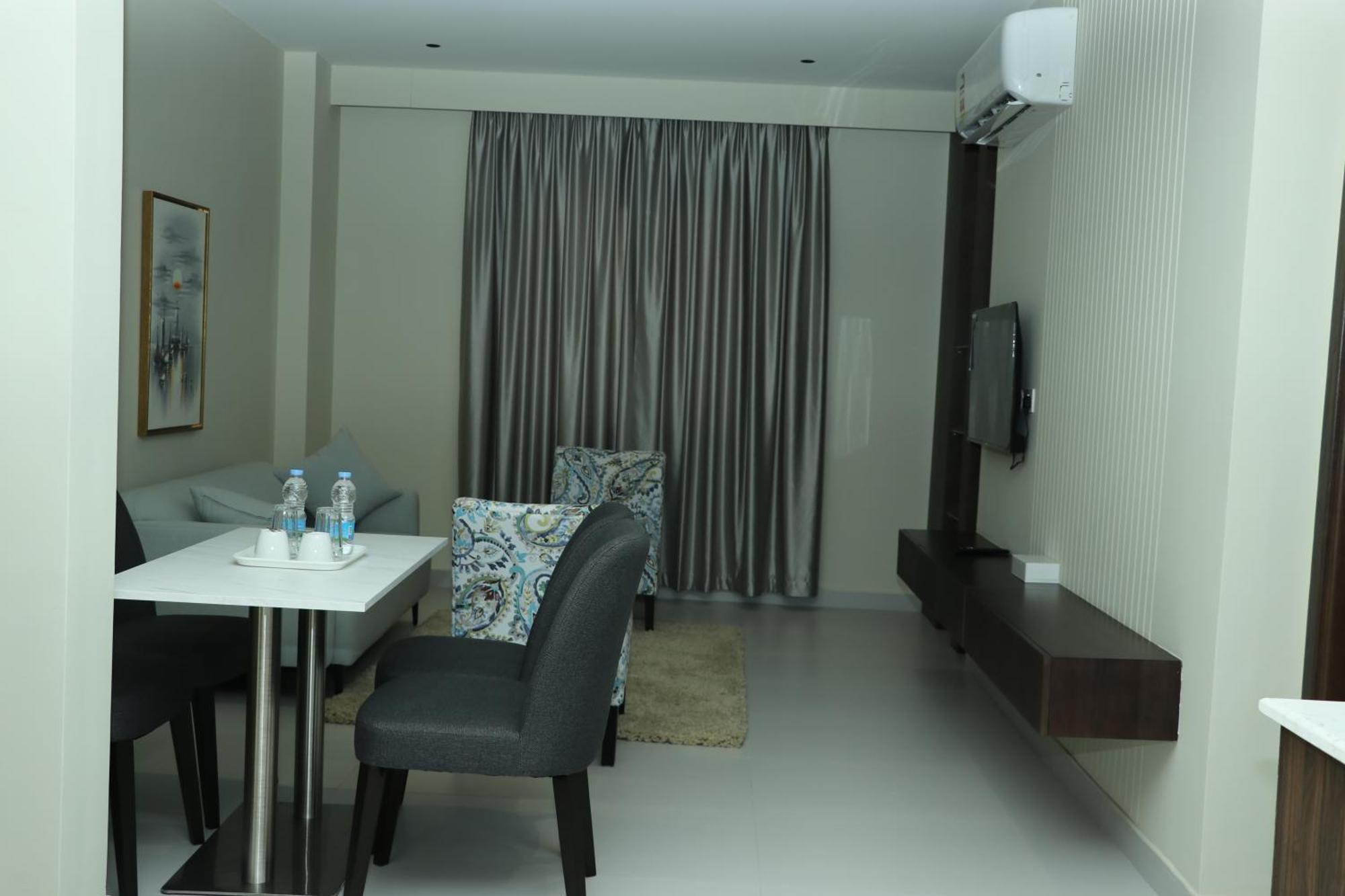 Jarzez Hotel Apartments Al Hail سيب المظهر الخارجي الصورة