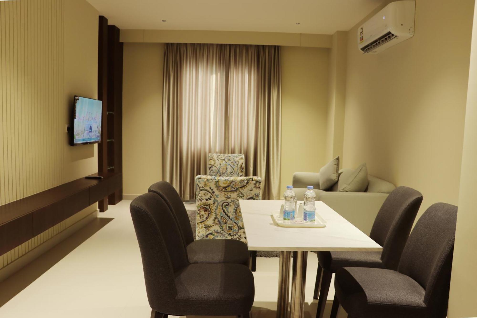 Jarzez Hotel Apartments Al Hail سيب المظهر الخارجي الصورة