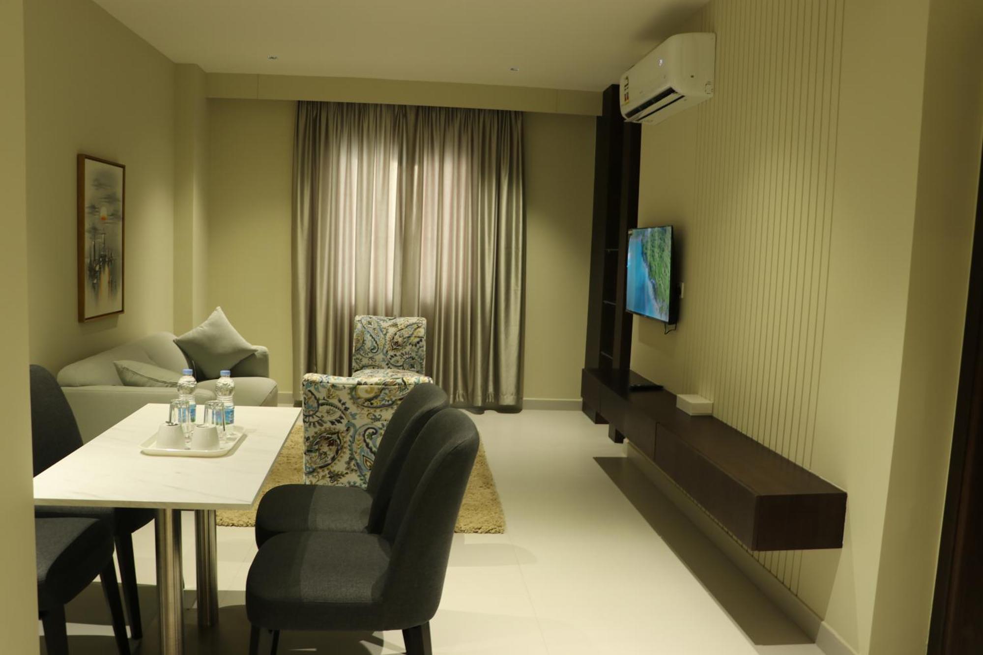 Jarzez Hotel Apartments Al Hail سيب المظهر الخارجي الصورة