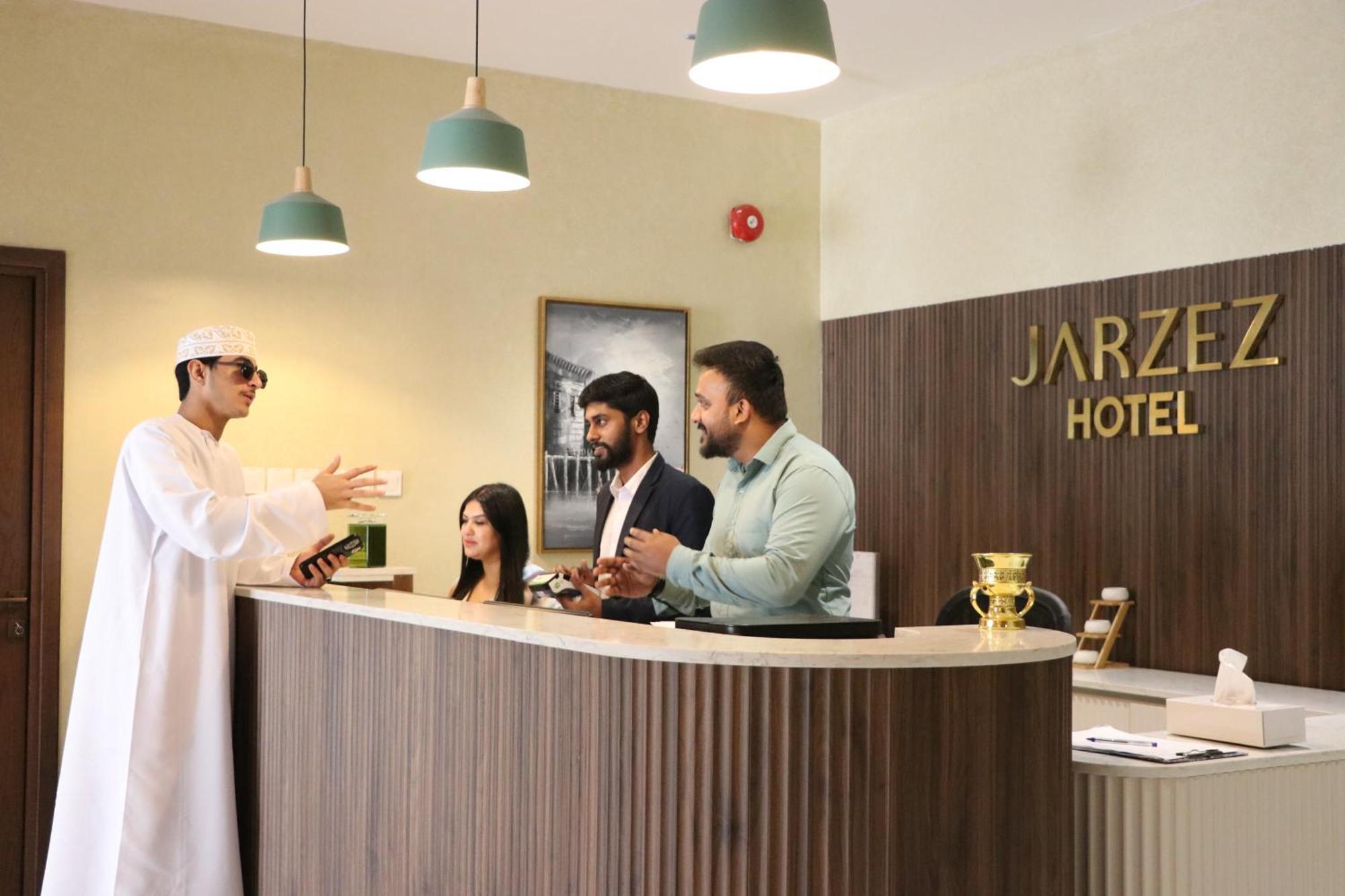 Jarzez Hotel Apartments Al Hail سيب المظهر الخارجي الصورة